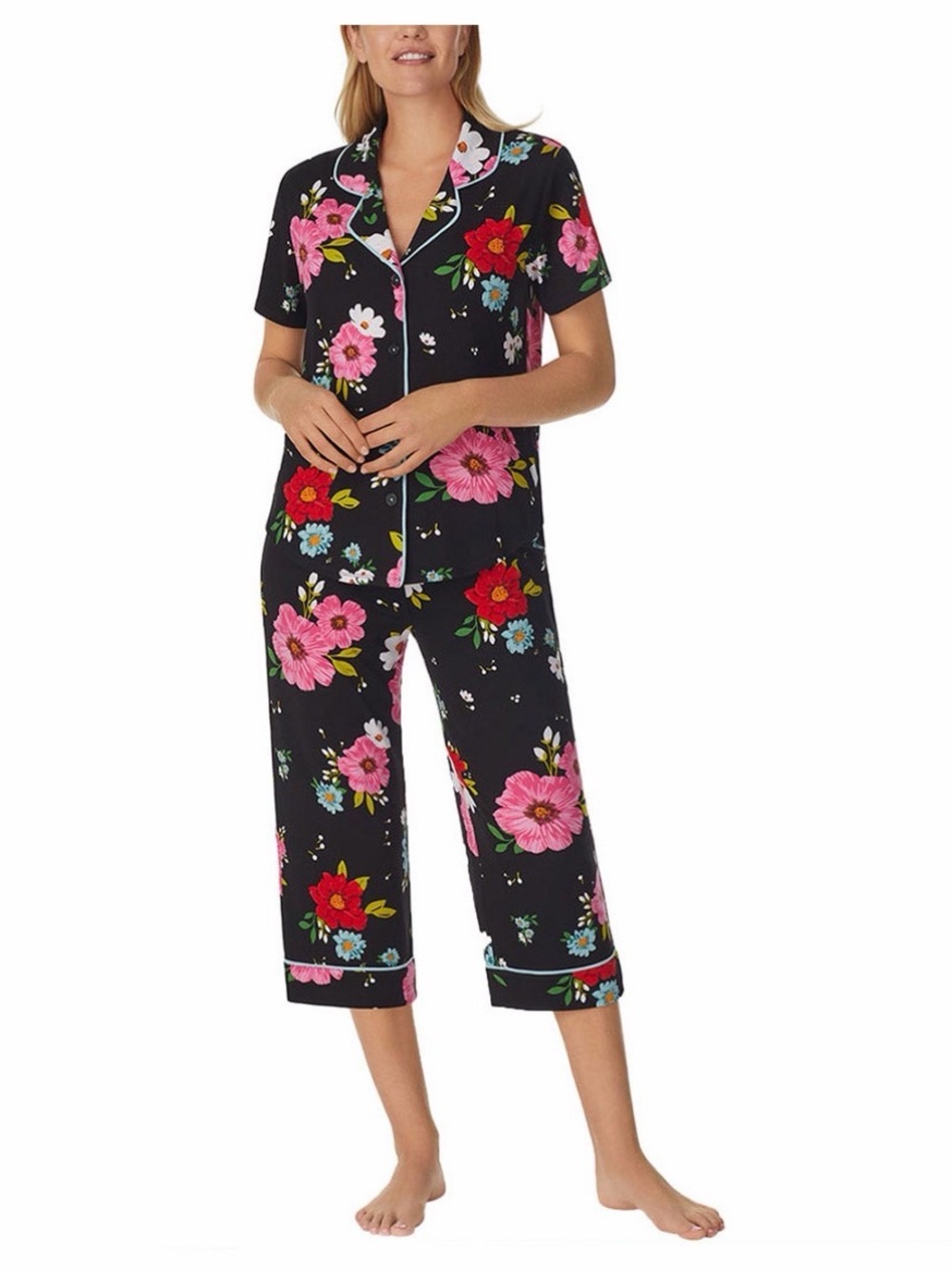 Room Service 2 Piece Black Floral Short-Sleeve Pajama Set w Cropped Pants. Soft!